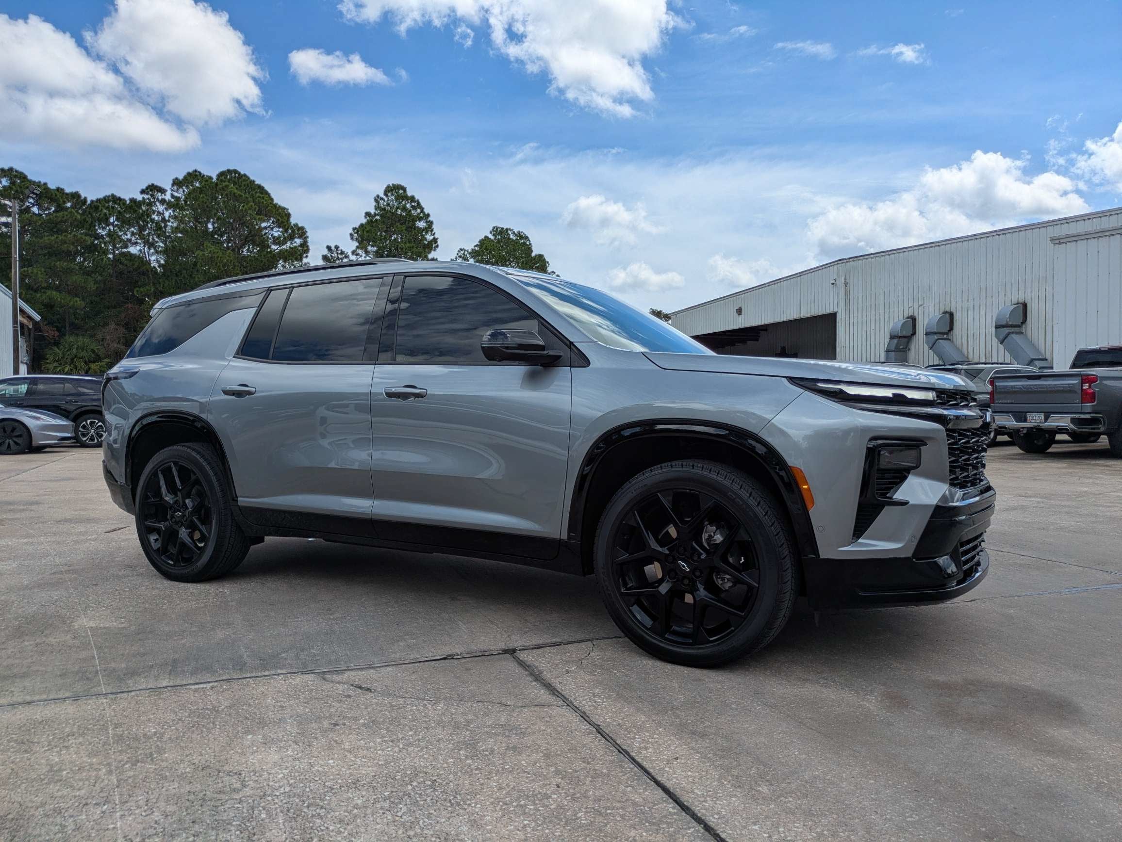 2024 Chevrolet Traverse RS