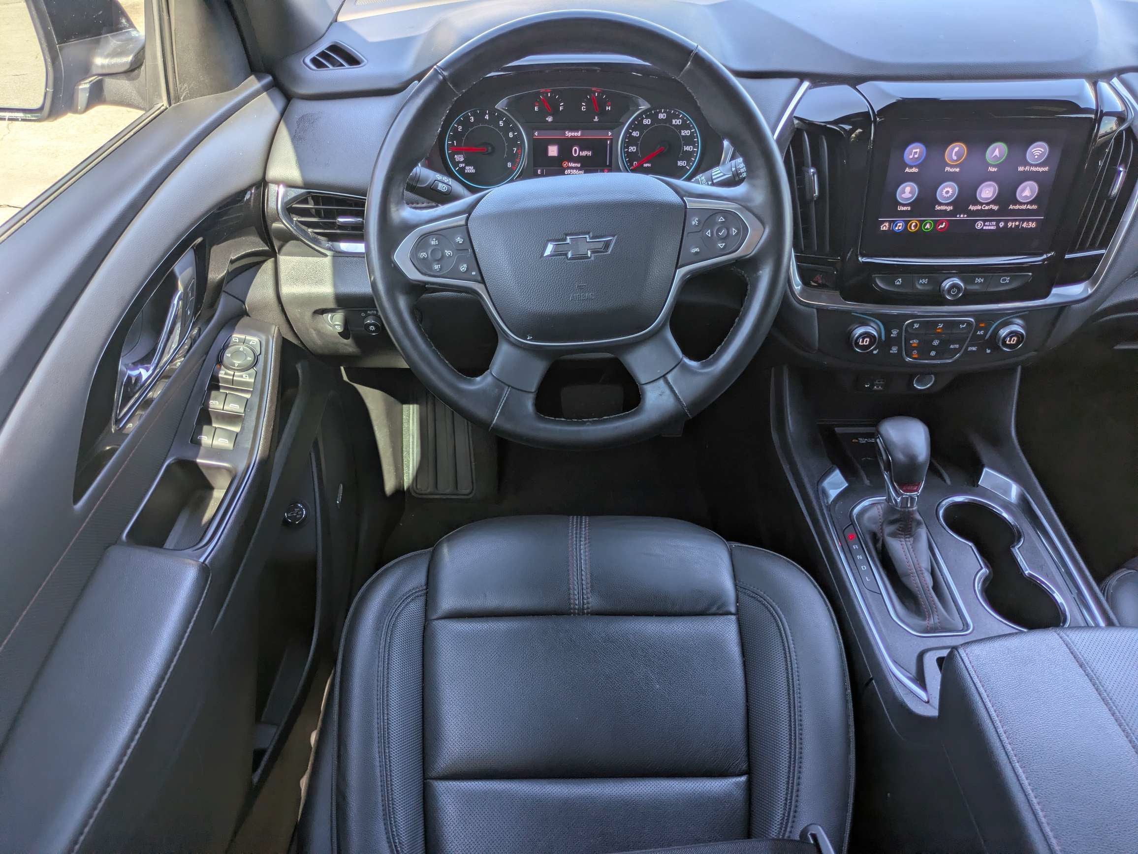 2023 Chevrolet Traverse RS