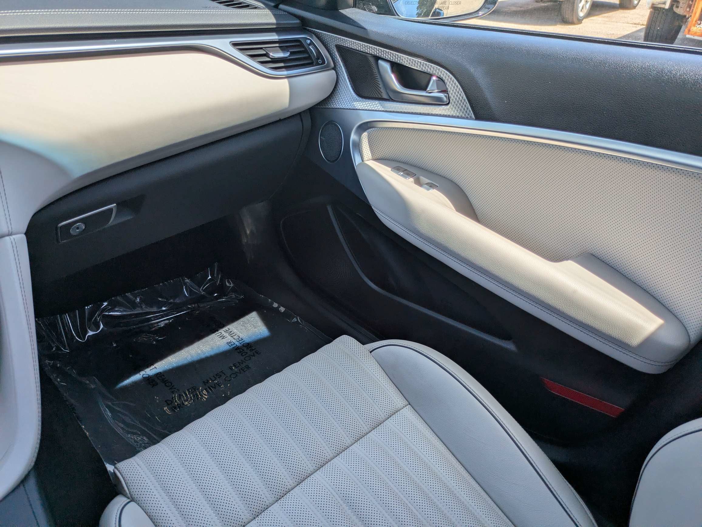 2023 Genesis G70 2.0T AWD
