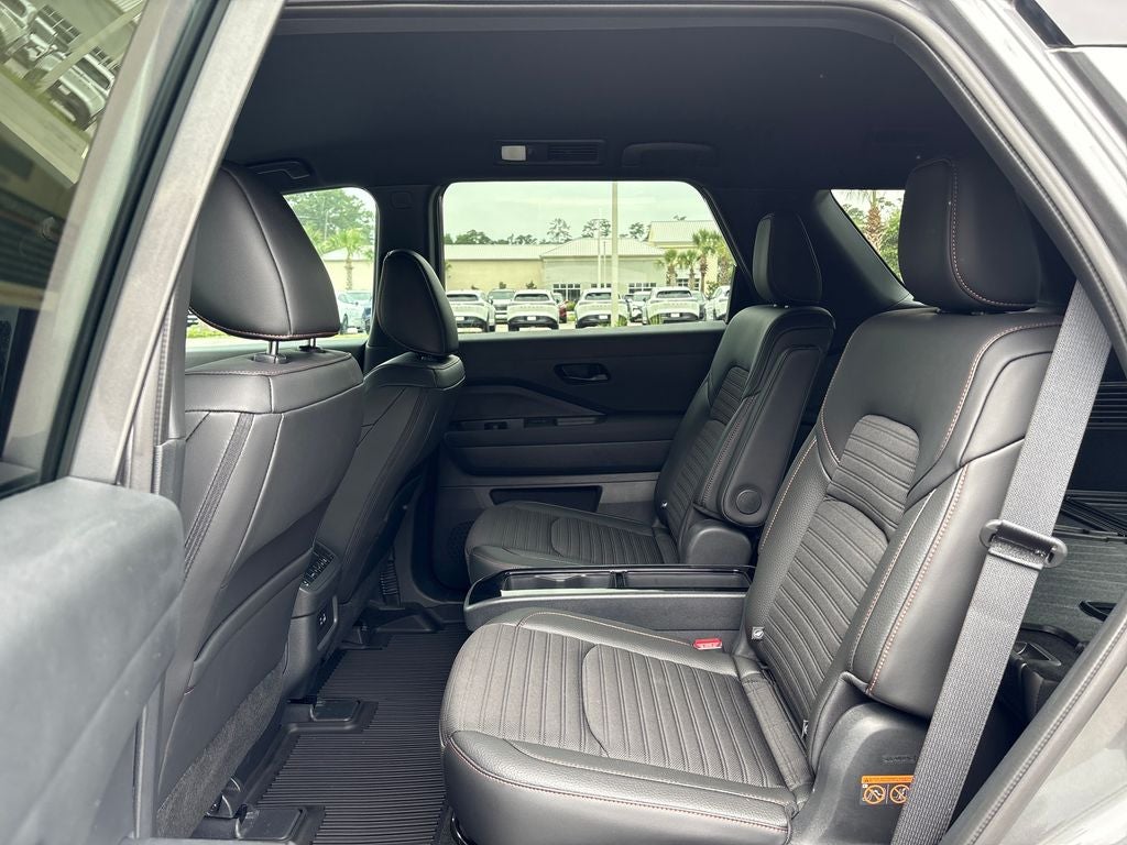 2025 Nissan Pathfinder Rock Creek