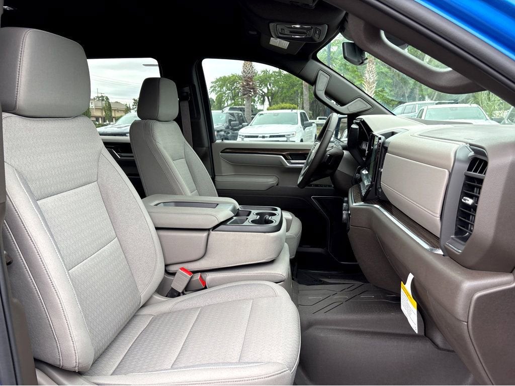 2026 Chevrolet Silverado 1500 LT - Photo 10