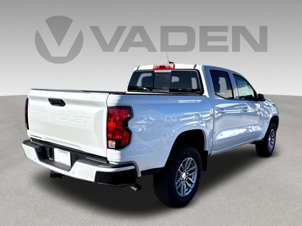 2025 Chevrolet Colorado WT/LT