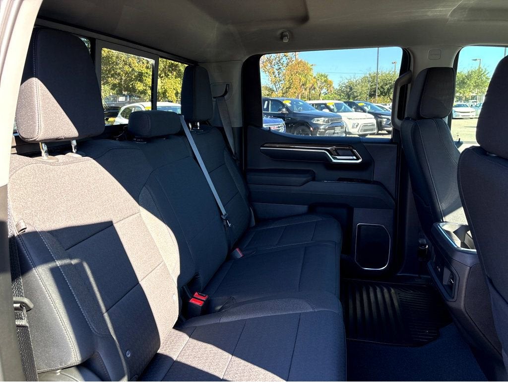 2026 Chevrolet Silverado 1500 LT - Photo 12