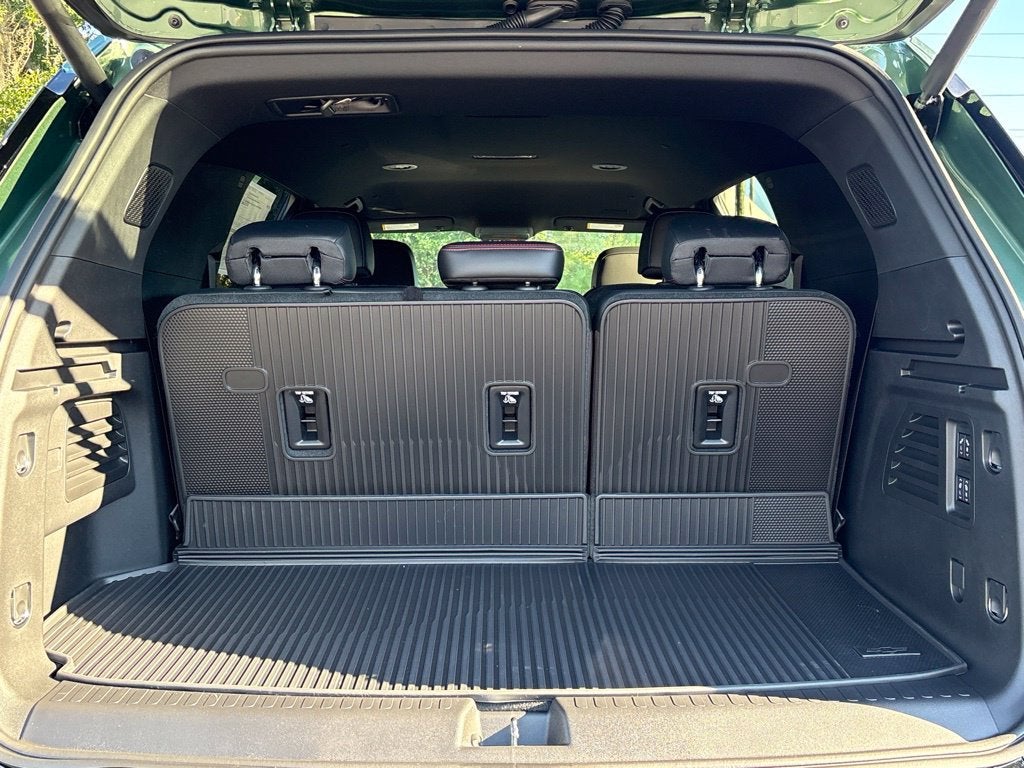 2027 Chevrolet Traverse RS