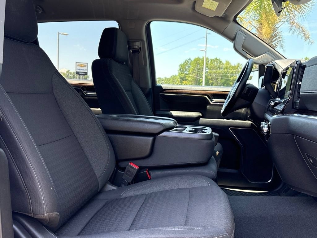 2024 GMC Sierra 1500 SLE